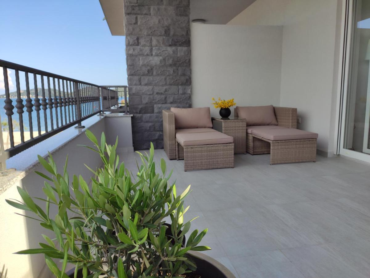 Apartmani Sara 2 Betina  Exterior photo